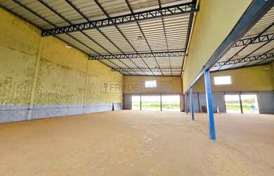 Imagem 7: Galpão para alugar, 650 m² por R$ 10.000,00/mês - Estancia Aroeira - Trindade/GO