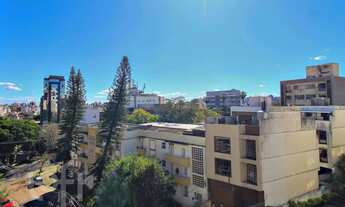 Imagem 3: Apartamento à venda em Petrópolis com 67 m², 2 quartos, 1 suíte, 1 vaga