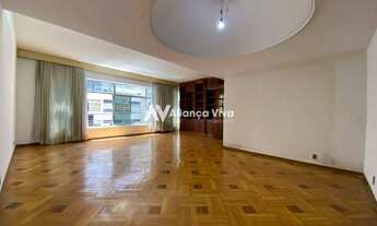 Imagem 2: Copacabana Apartamento com 3 dormitórios