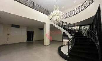 Imagem 4: Casa de Alto padrão em Condomínio Fechado à Venda de 06 Quartos no Bairro Condomínio Vila