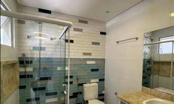 Imagem 4: Venda de Casa de Luxo em Vilas do Atlântico: 4 Quartos, 4 Suítes, 6 Banheiros, 2 Vagas de