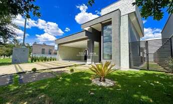 Imagem 2: Excelente casa térrea com 3 suítes Sendo uma master com Armários