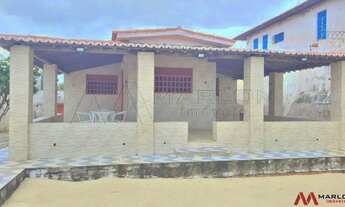 Imagem 3: Casa em Praia de Graçandu, beira mar, 3 quartos, sendo 1 suíte, boa localização, 215m²