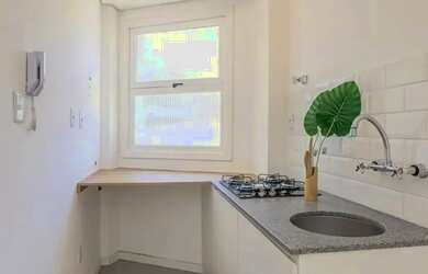 Imagem 7: Reformado - Ótimo apartamento 1 dormitório, 1 vaga garagem no Petrópolis