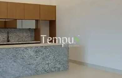 Imagem 2: Casa de Luxo com Suíte Master e Piscina em Localização Nobre