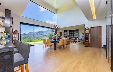 Imagem 3: Excelente casa com 4 quartos à venda em condomínio no Parque do Imbuí, Teresópolis