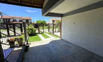 Imagem 2: Sobrado para venda tem 80 metros quadrados com 2 quartos em Centro - Imbé - RS