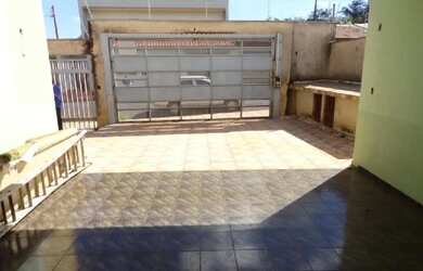 Imagem: Casa padrão em Planalto Verde - Ribeirão