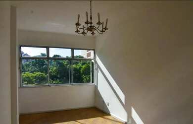 Imagem 3: Apartamento em Rua do Humaitá - Humaitá - Rio de Janeiro/RJ