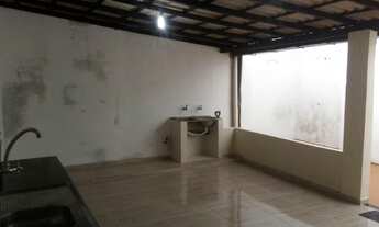 Imagem 7: Casa para alugar com dois quartos, murada, toda lajotada e forrada