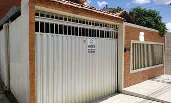 Imagem: Alugo Casa Duplex de 03 Quartos e 02 Vagas