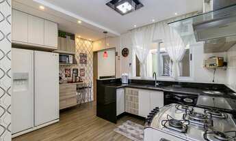 Imagem 7: Casa Sobrado à venda com 3 quartos sendo 1 suíte, 4 vagas de garagem, 184m2 privativos, em