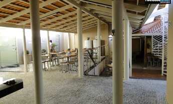 Imagem 7: Imóvel Comercial no Setor Coimbra, 1275 m², com diversas salas, ideal para consultórios, e