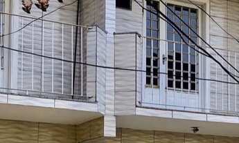 Imagem 2: Laurinho Imóveis vende ótimo duplex em Muriqui com 2 quartos