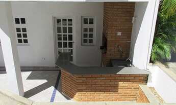 Imagem 2: Casa de condomínio para venda com 330 metros quadrados com 3 quartos