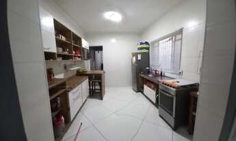 Imagem 6: Imóvel comercial para aluguel com 240 metros quadrados com 3 quartos