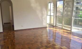 Imagem 5: Venda: Oportunidade! Apartamento Amplo em Ótimo Prédio no Leblon - 3 Dormitórios