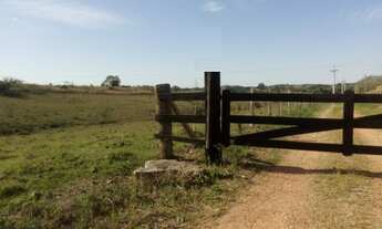Imagem 2: Lote ou Terreno a Venda em Porangaba, Bofete, Torre de Pedra, com 1.500m² Porangaba - SP