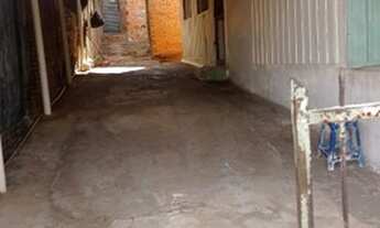 Imagem 2: Vende-se casa no "Jd. Brasilia&quot