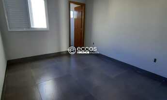 Imagem 6: Casa á venda no Novo Mundo em Uberlândia