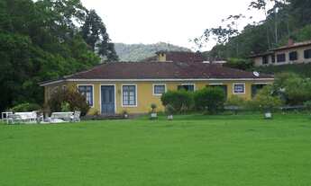 Imagem 2: Sitio com casa sede e diversas construções em Prata dos Aredes - Teresópolis - R.J:
