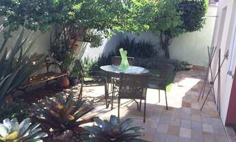 Imagem 3: Casa de condomínio para aluguel tem 300 metros quadrados com 3 quartos