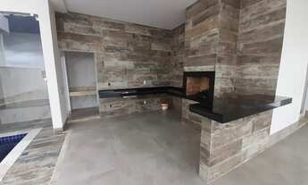 Imagem 3: Casa de condomínio para venda possui 426 metros quadrados com 4 suítes