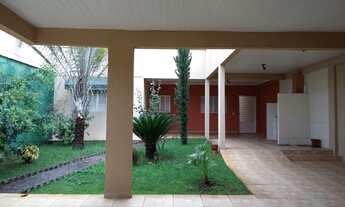 Imagem: CASA FRENTE NASCENTE - 04 QUARTOS