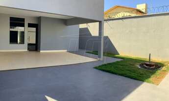 Imagem 2: Casa para venda possui 140 metros quadrados com 3 quartos em Caldas do Oeste - Caldas Nova