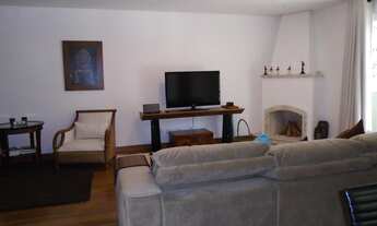 Imagem 2: Apartamento para Venda em Campos do Jordão, Capivari, 3 dormitórios, 3 suítes, 4 banheiros