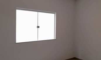 Imagem 3: Casa Nova no Bairro Antares em Rua Asfaltada