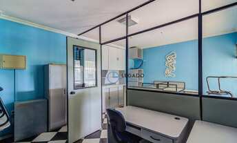 Imagem: ASSIS CHATEAUBRIANT, REFORMADA. DE CANTO