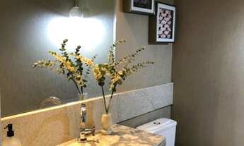 Imagem 4: Lindo Apto no Edifício Campo D'Ourique Sala com pé direito Duplo, mezanino exclusivo