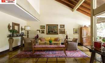 Imagem 3: CASA ALTO PADRAO - AMPLA AJARDINADA Na melhor localização do bairro. Casa imponente, rodea