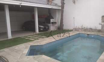 Imagem 7: Casa Condomínio - Jardim das Colinas - Condomínio Colinas - 4 Dormitórios - 279m²