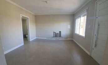 Imagem 4: Casa de 03 dormitórios com suíte e closet ;04 vagas de garagem no bairro Alto Petrópolis e