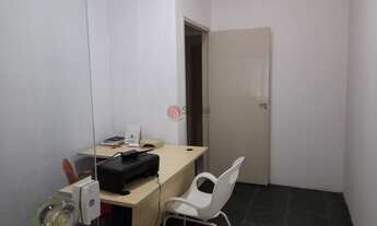 Imagem 4: Prédio comercial no Anália Franco