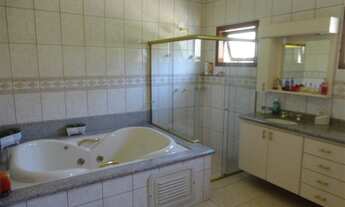 Imagem 4: Linda casa sobrado à venda no condomínio de alto padrão Chácara Flora em Valinhos/SP