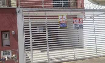 Imagem: Lindo sobrado vermelho parque jataí