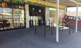 Imagem 2: 2 imóveis 1 Casa e uma distribuidora para venda contém ao todo 178 m ²a Casa com 2 quartos