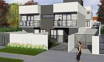 Imagem 1: Sobrado para Venda em Curitiba, XAXIM, 3 dormitórios, 1 suíte, 1 banheiro, 2 vagas