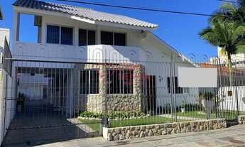 Imagem: PROX. A PRAIA E CENTRINHO - EDICULA - GARAGEM