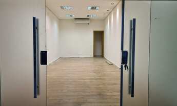 Imagem 2: Ponto comercial/Loja/Box para aluguel possui 40 metros quadrados em Lourdes - Belo Horizon