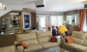 Imagem 4: Aluguel de Temporada e Venda! Casa fantástica com 04 dormitórios, a 200 metros do mar