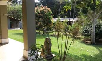 Imagem 2: Casa de condomínio para venda tem 638 metros quadrados com 3 quartos