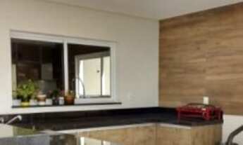 Imagem 2: CASA BELÍSSIMA EM CONDOMÍNIO FECHADO DE ALTO PADRÃO, COM 3 DORMITÓRIOS, SENDO 1 SUITE MAST