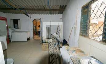 Imagem 4: Casa para Aluguel - Samambaia, 1 Quarto, 450 m2