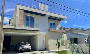 Imagem: SOBRADO EM CONDOMINIO FEVHADO COM 3 SUÍTES