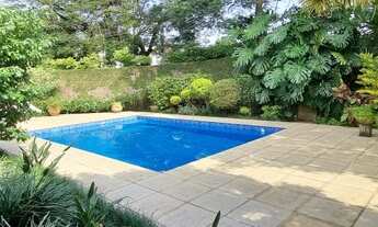 Imagem 7: Condomínio Aldeia, Maravilhosa casa linear em centro de terreno.