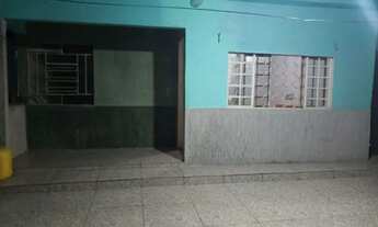 Imagem: Alugo otima casa com três quartos no Gama